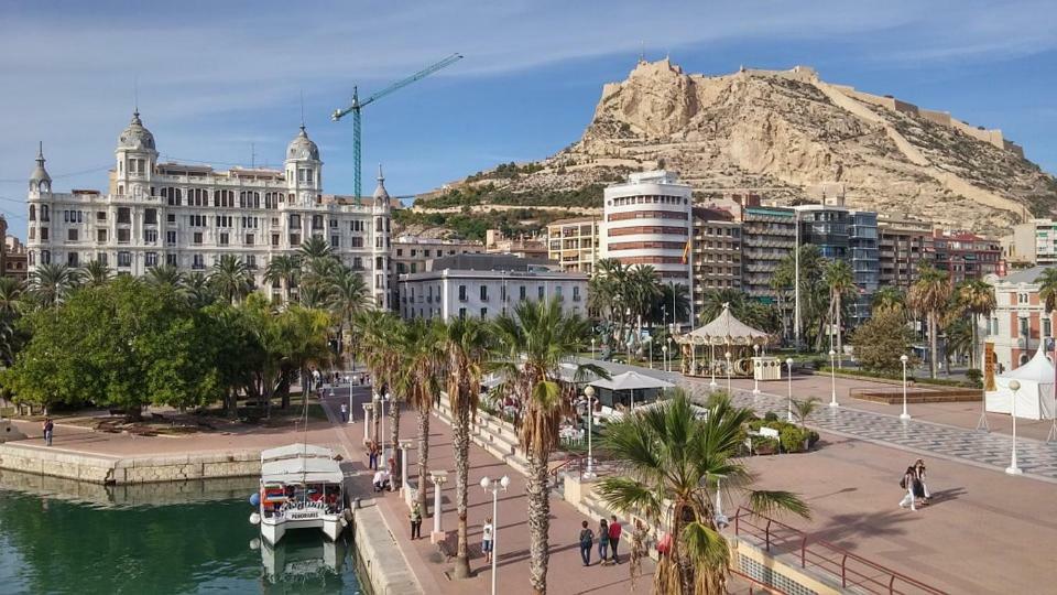 Precioso Piso Frente Al Mar Con Enorme Terraza Apartment El Campello Exterior foto