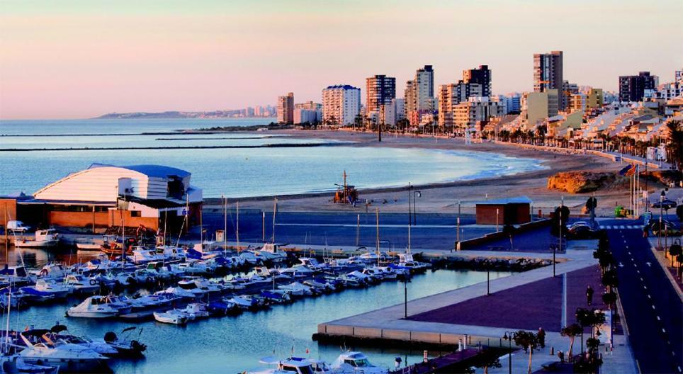 Precioso Piso Frente Al Mar Con Enorme Terraza Apartment El Campello Exterior foto
